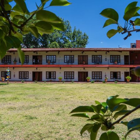 Hosteria San Felipe Pátzcuaro Екстериор снимка