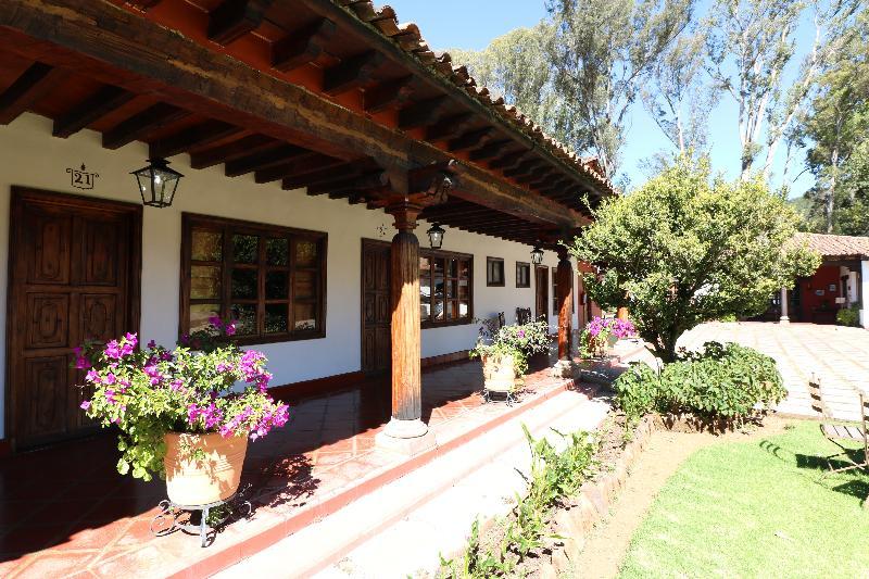 Hosteria San Felipe Pátzcuaro Екстериор снимка