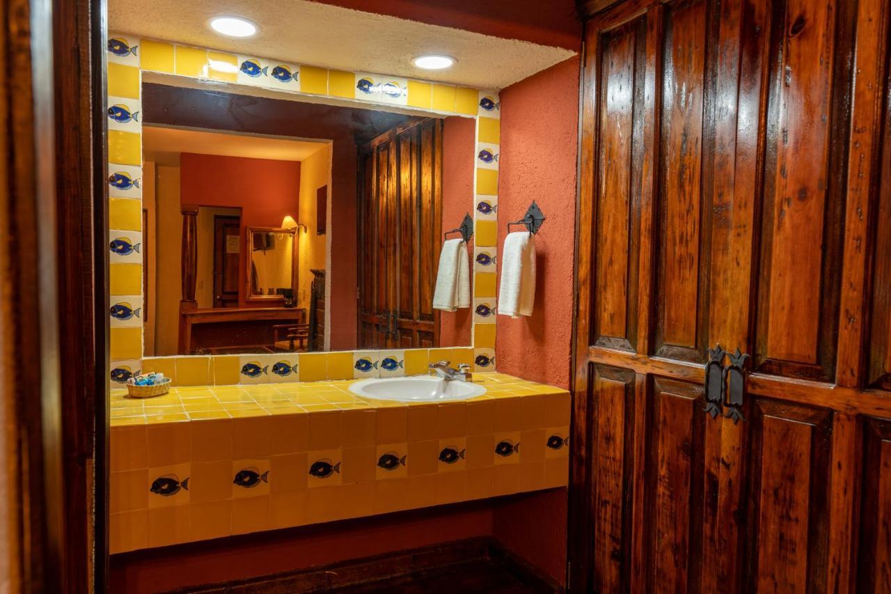 Hosteria San Felipe Pátzcuaro Екстериор снимка