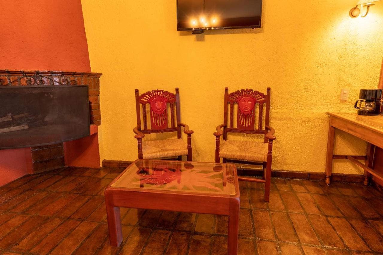 Hosteria San Felipe Pátzcuaro Екстериор снимка