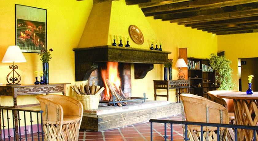Hosteria San Felipe Pátzcuaro Екстериор снимка
