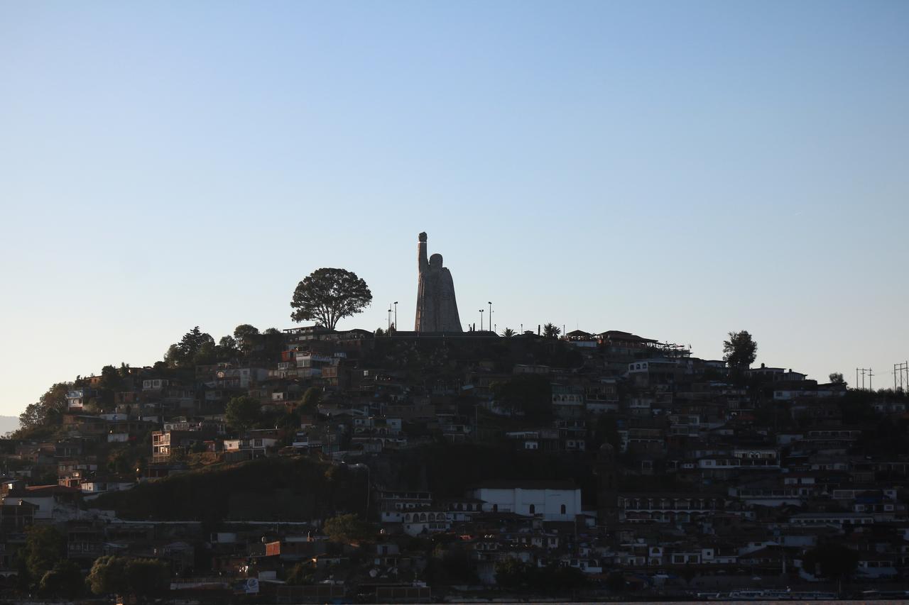 Hosteria San Felipe Pátzcuaro Екстериор снимка