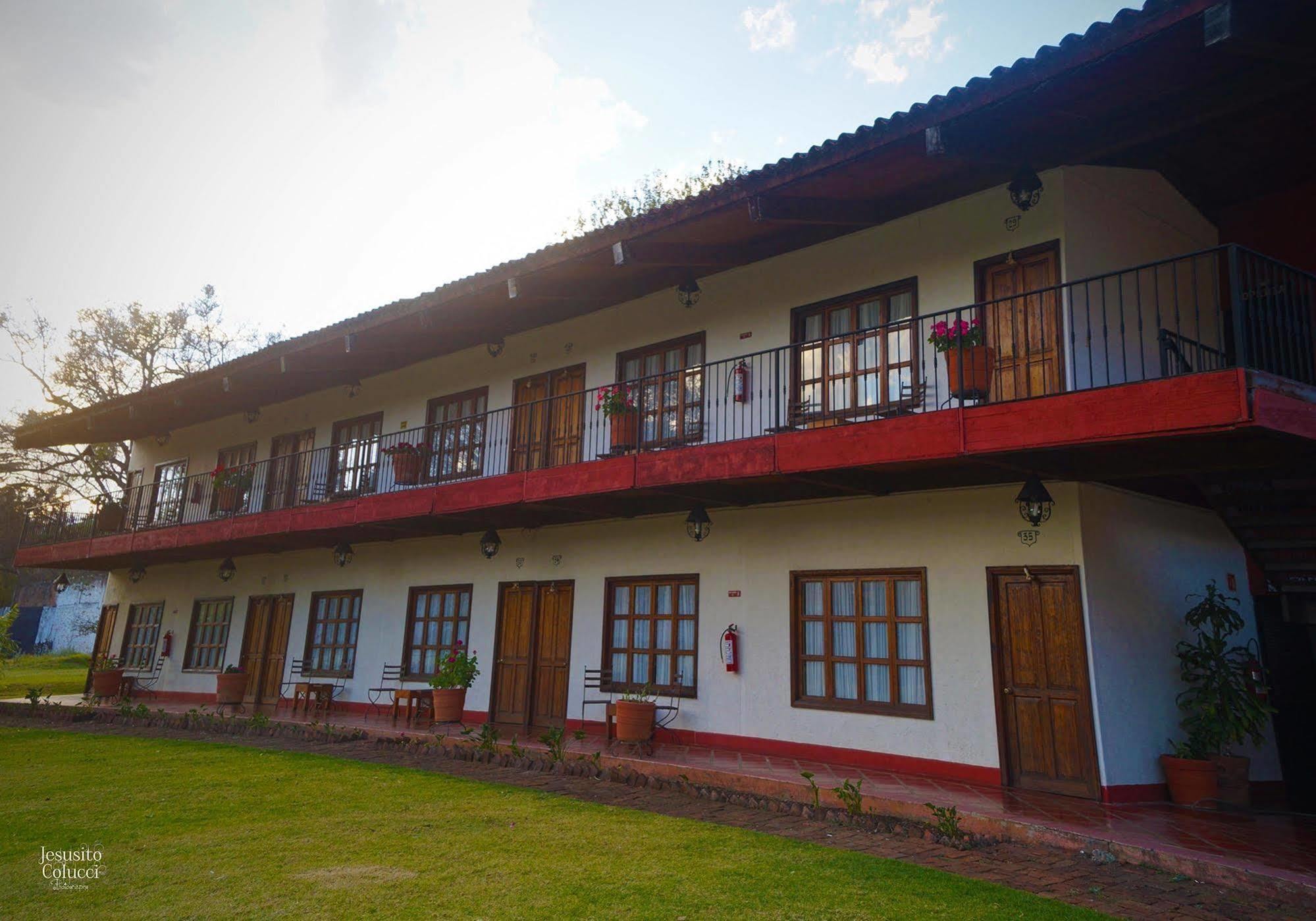 Hosteria San Felipe Pátzcuaro Екстериор снимка